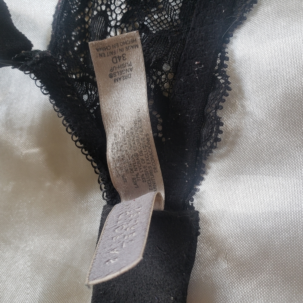 Victoria's Secret Limited Edition Fantasy Set - Picture 6 of 10